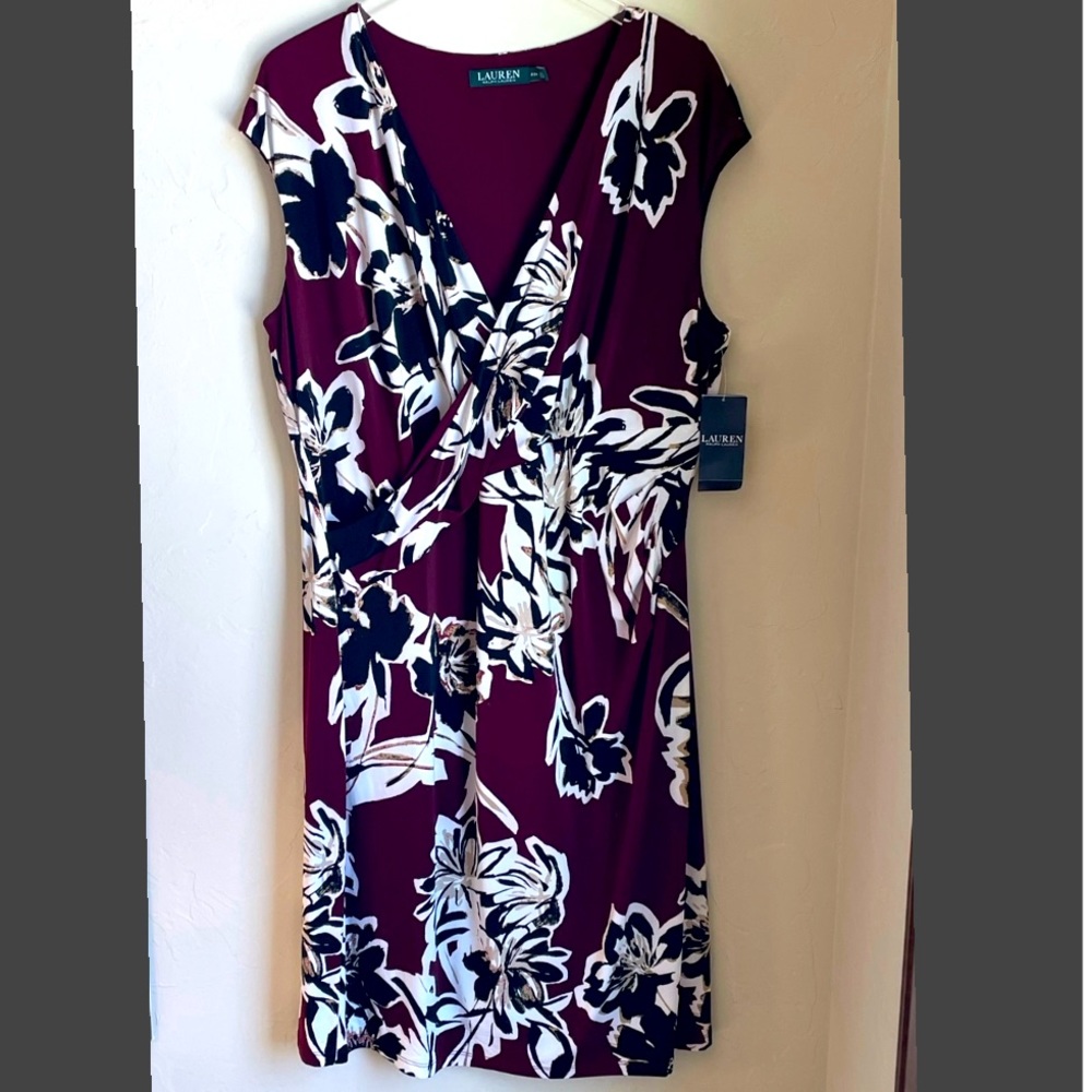 Lauren Ralph Lauren | Plus Floral-Print Surplice V-Neck Dress